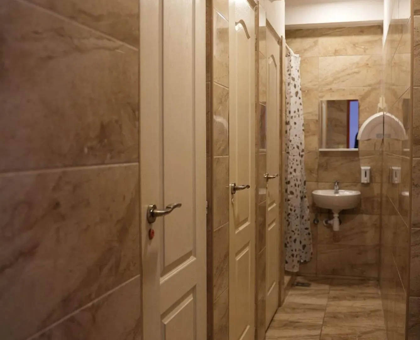Center Hostel And Guest House Budapest 0*,